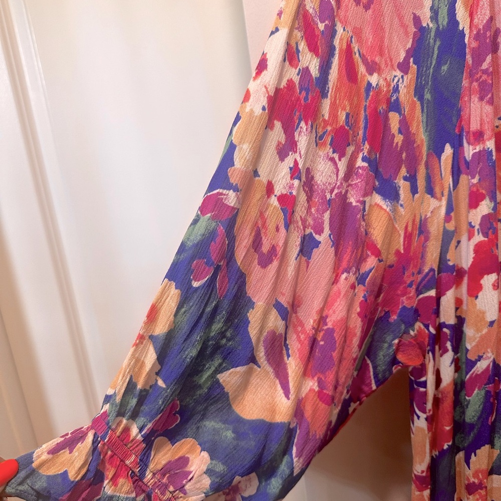 Easel Colorful Floral Dress with Tie Detail - Picture 4 of 8